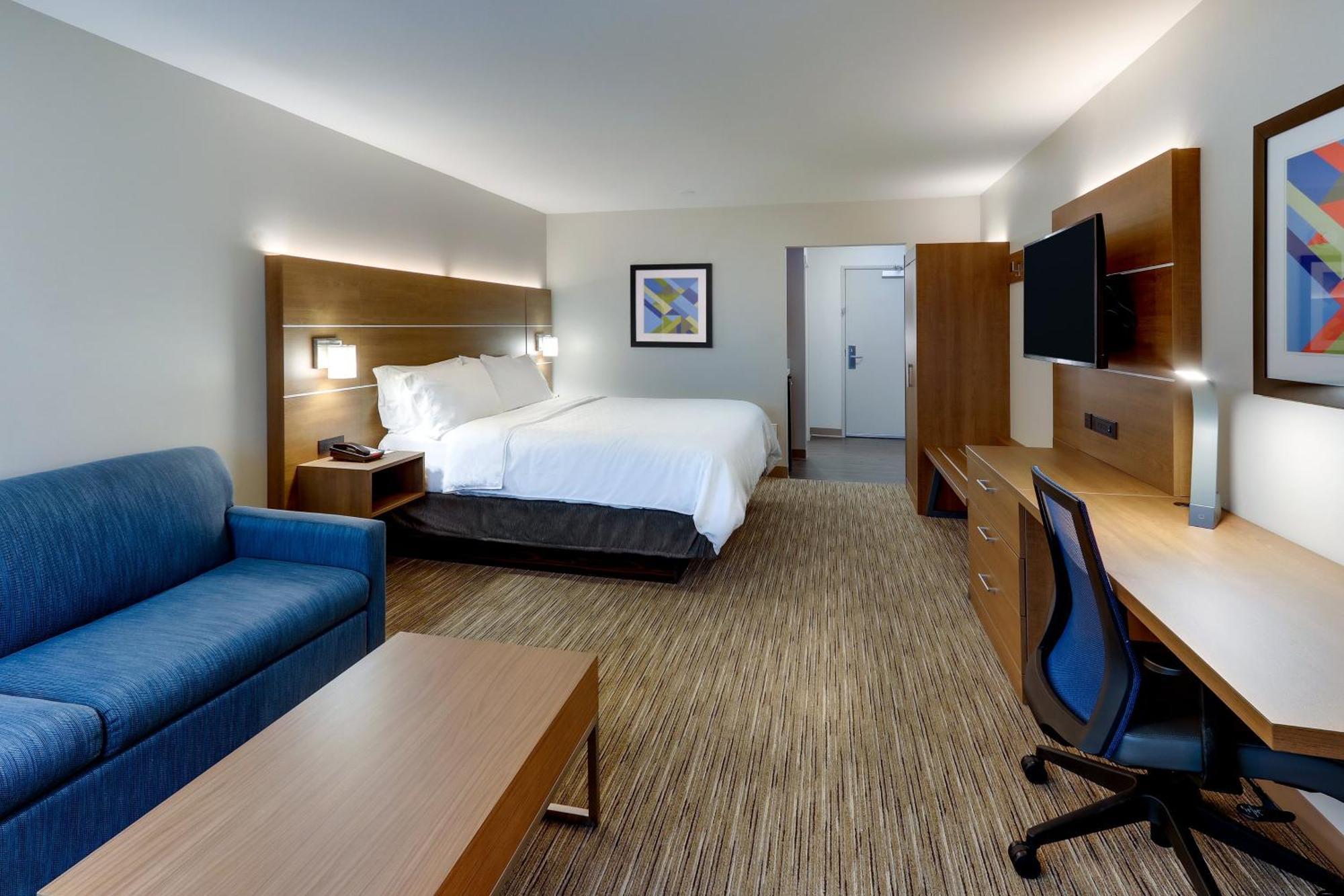 Holiday Inn Express & Suites - Middletown - Goshen By Ihg Exterior photo
